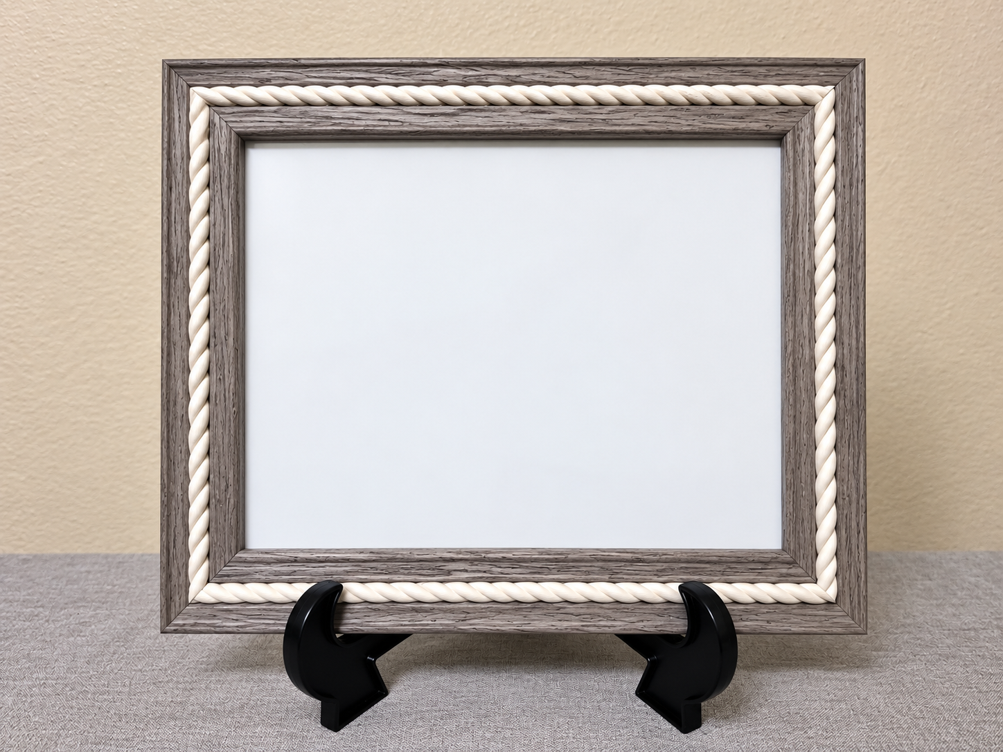 Frame & Aim product frame