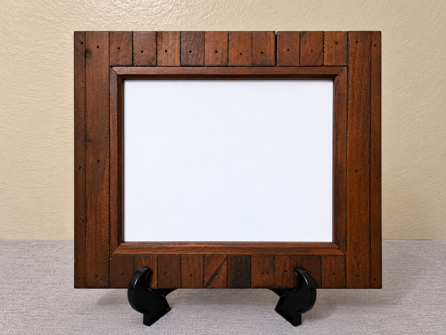 Frame & Aim product frame